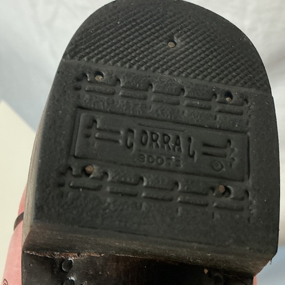 Corral Pink Embroidered Leather Cowboy Boots - Picture 2 of 12